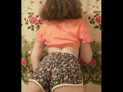 ❤️ Nwa ọhụrụ sexy na-eyipụ uwe mkpirisi ya na igwefoto ❤❌ na anyị%ig.vanalize.ru ❤